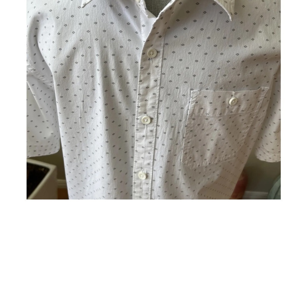VOYAGER White Gray Button Short Sleeve pocket Shirt Geometric Stretch Men’s XL - Picture 7 of 8